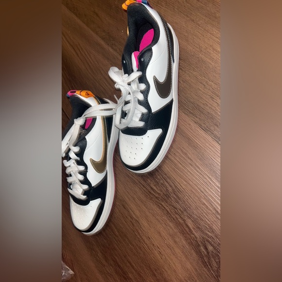 Nike Play All Day Sneakers - Picture 4 of 6